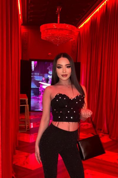 Балапандар кішкентай пениске тиеді