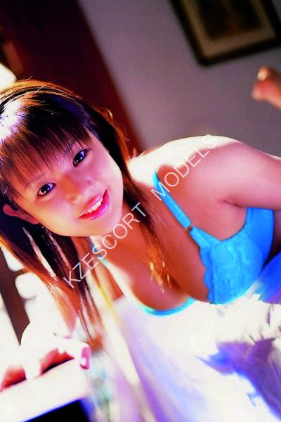 Тұтқынға әкелінген жезөкше туралы порнографиялық фильм